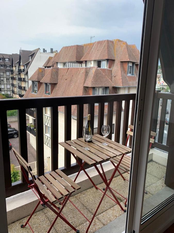 Nice 41 M With Balcony Near The Beach Deauville Exterior foto